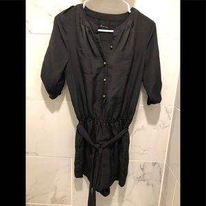 Black 3/4 sleeve romper